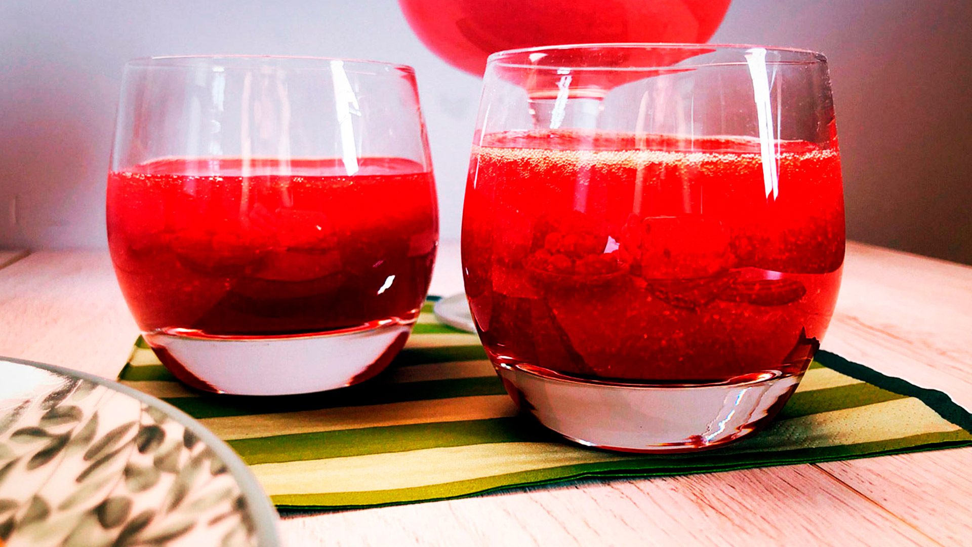 Batido de Fresas y Vino. Un Cóctel a la Extremeña para disfrutar en Verano.